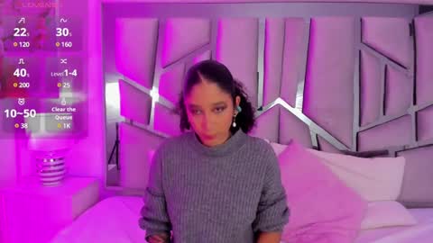 Lanna  online show from 02-19-25, 12:44