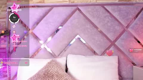 Lanna  online show from 11-26-25, 11:22