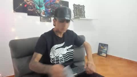 _latinhot_420 online show from 04-25-26, 02:47