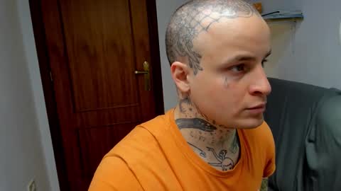 Layne online show from 03-24-26, 10:31