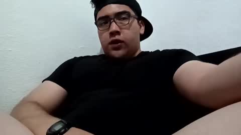 Snapshot of _leclerc_ chatting on 02-22-25, 11:24 _leclerc_ online show from 02-22-25, 11:24