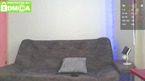 Snapshot of _leiablackley_ chatting on 04-04-26, 06:27 Sharon and Ed online show from 04-04-26, 06:27