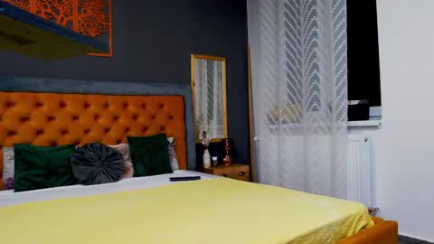 Lena Paul online show from 02-20-25, 03:56