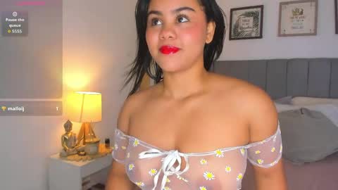 Snapshot of _liastuart1 chatting on 04-25-26, 01:25 Lia 3 online show from 04-25-26, 01:25
