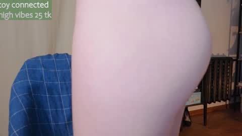 Snapshot of _lightmyfire chatting on 02-13-25, 05:01 Salome Lovense always on from 5 tk My content and your custom requests online show from 02-13-25, 05:01