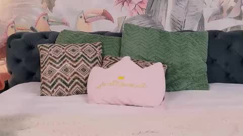 Lisa online show from 11-14-25, 09:24