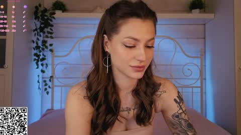 Snapshot of _lisaalisa_ chatting on 04-09-26, 12:21 Alice online show from 04-09-26, 12:21