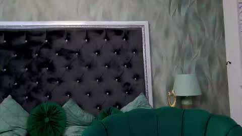 Snapshot of _lissa_ann_ chatting on 03-10-25, 05:00 Lisa online show from 03-10-25, 05:00