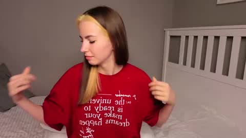 Emma online show from 10-23-25, 02:27