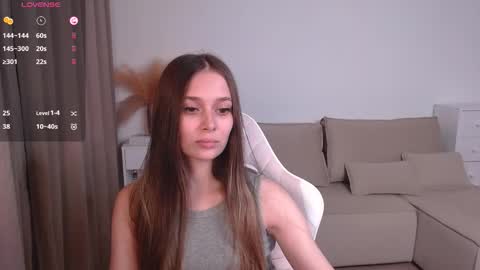 Amelia                        online show from 09-30-25, 09:09