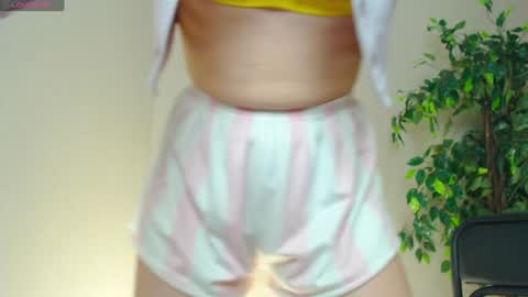 Snapshot of _little_misss chatting on 12-12-24, 03:16 Mila online show from 12-12-24, 03:16