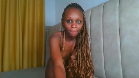 Littlevenus online show from 09-20-25, 03:02