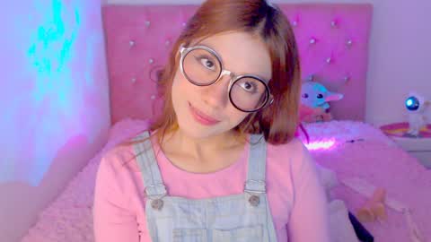 Sofia 3 online show from 12-19-24, 02:56