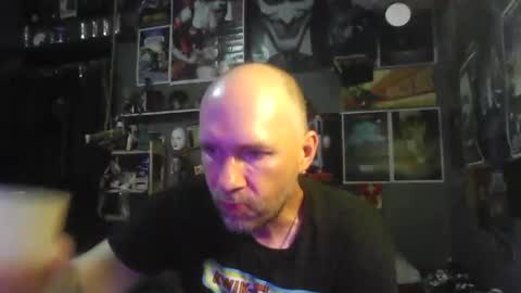 That guy online show from 09-17-25, 04:03