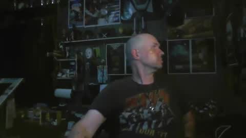 That guy online show from 11-25-25, 07:19