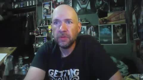 Snapshot of _longfellow chatting on 03-15-26, 03:07 That guy online show from 03-15-26, 03:07