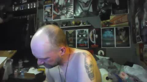 Snapshot of _longfellow chatting on 03-16-26, 06:17 That guy online show from 03-16-26, 06:17