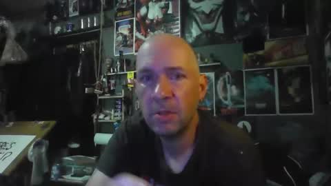 Snapshot of _longfellow chatting on 03-23-26, 04:00 That guy online show from 03-23-26, 04:00