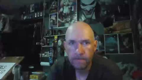 Snapshot of _longfellow chatting on 03-25-26, 08:37 That guy online show from 03-25-26, 08:37