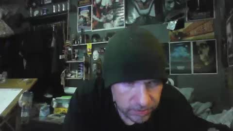 Snapshot of _longfellow chatting on 04-06-26, 04:52 That guy online show from 04-06-26, 04:52