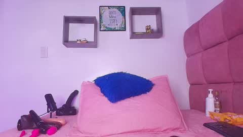 Lorrayne online show from 02-27-25, 12:02