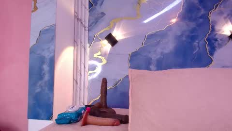 Lorrayne online show from 11-15-25, 12:34