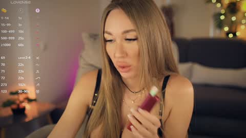 Melanie online show from 10-27-25, 12:20