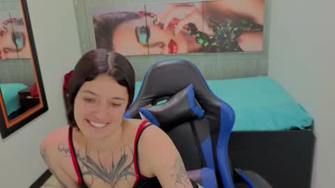 Lucia online show from 02-14-26, 07:10