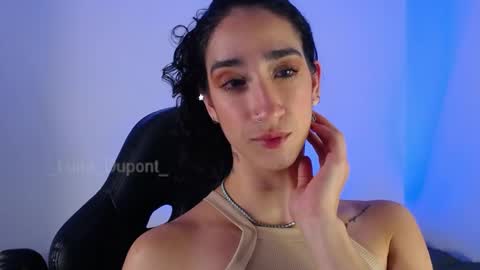 Snapshot of _luna_dupont_ chatting on 04-19-26, 01:49 Luna online show from 04-19-26, 01:49