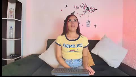 Snapshot of _luna_glow_ chatting on 07-07-26, 03:05 luna glow online show from 07-07-26, 03:05