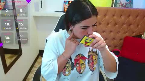 Snapshot of _luna_torres chatting on 11-28-25, 01:25 luna torres online show from 11-28-25, 01:25