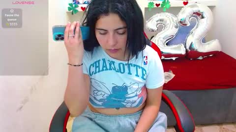 luna torres online show from 03-27-26, 04:07