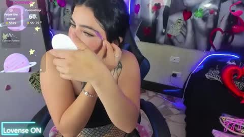 Snapshot of _luna_torres chatting on 06-18-26, 02:54 luna torres online show from 06-18-26, 02:54