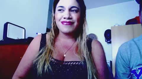 Snapshot of _lunagold_ chatting on 03-01-26, 08:22 _lunagold_ online show from 03-01-26, 08:22