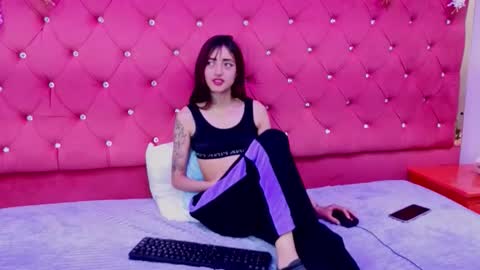 maleja online show from 02-12-26, 03:45