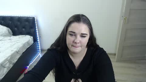 Kate online show from 06-15-26, 04:53