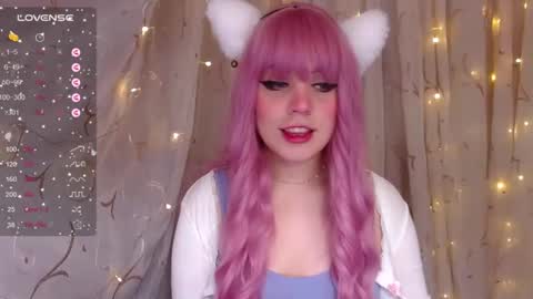 Snapshot of _marcelline_ chatting on 01-08-25, 08:49 Kira online show from 01-08-25, 08:49