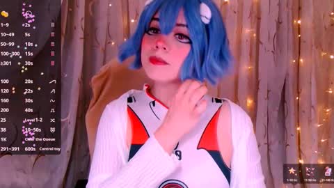 Snapshot of _marcelline_ chatting on 11-11-25, 08:03 Kira online show from 11-11-25, 08:03