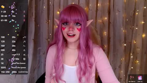 Snapshot of _marcelline_ chatting on 11-25-25, 08:47 Kira online show from 11-25-25, 08:47