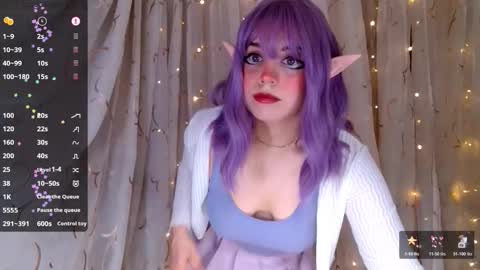 Snapshot of _marcelline_ chatting on 12-16-25, 08:08 Kira online show from 12-16-25, 08:08