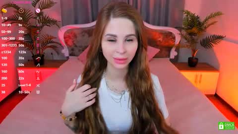 Snapshot of _mari_clark chatting on 03-12-26, 10:38 Eva online show from 03-12-26, 10:38