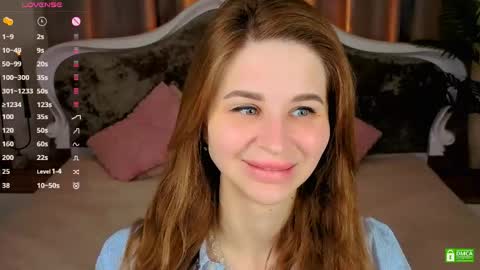 Snapshot of _mari_clark chatting on 05-14-26, 02:07 Eva online show from 05-14-26, 02:07