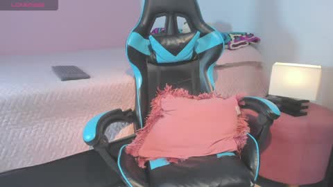 Snapshot of _maria_foxx_ chatting on 06-12-26, 05:23 Maria online show from 06-12-26, 05:23