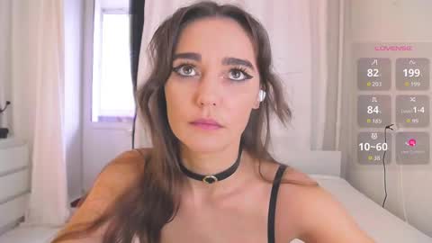 Mari online show from 10-05-25, 07:17