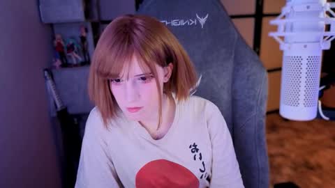 Snapshot of _mariko_ chatting on 10-23-25, 03:22 Mariko online show from 10-23-25, 03:22