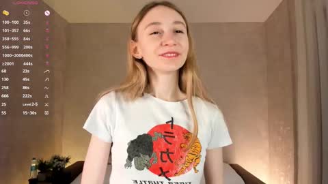  Gwen  online show from 11-08-25, 03:07