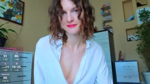 Snapshot of _masterpiece__ chatting on 05-04-26, 03:02 Sophia online show from 05-04-26, 03:02