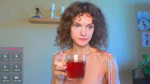 Snapshot of _masterpiece__ chatting on 06-15-26, 03:53 Sophia online show from 06-15-26, 03:53