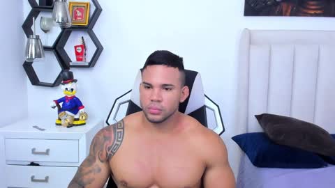 _matthew_santos_ online show from 01-24-25, 09:37