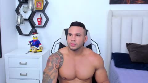 _matthew_santos_ online show from 01-27-25, 10:06